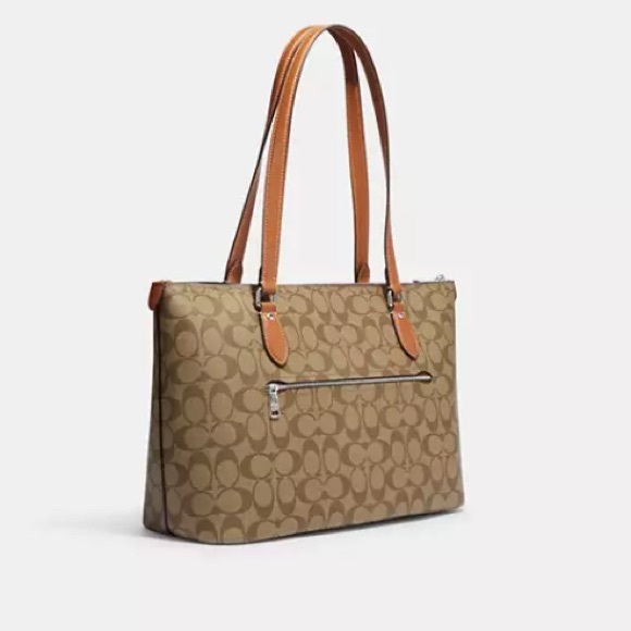 COACH GALLERY TOTE IN SIGNATURE CANVAS WITH PATCHES - Picture 2 of 8